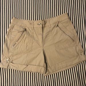 Black House White Market Cargo shorts